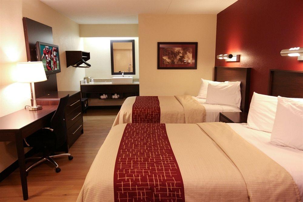 Red Roof Inn Plus+ Washington Dc - Александрия Экстерьер фото