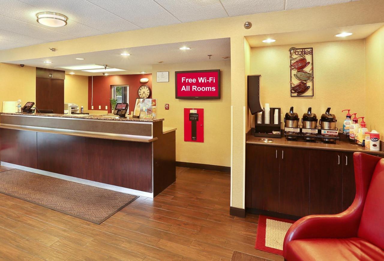 Red Roof Inn Plus+ Washington Dc - Александрия Экстерьер фото