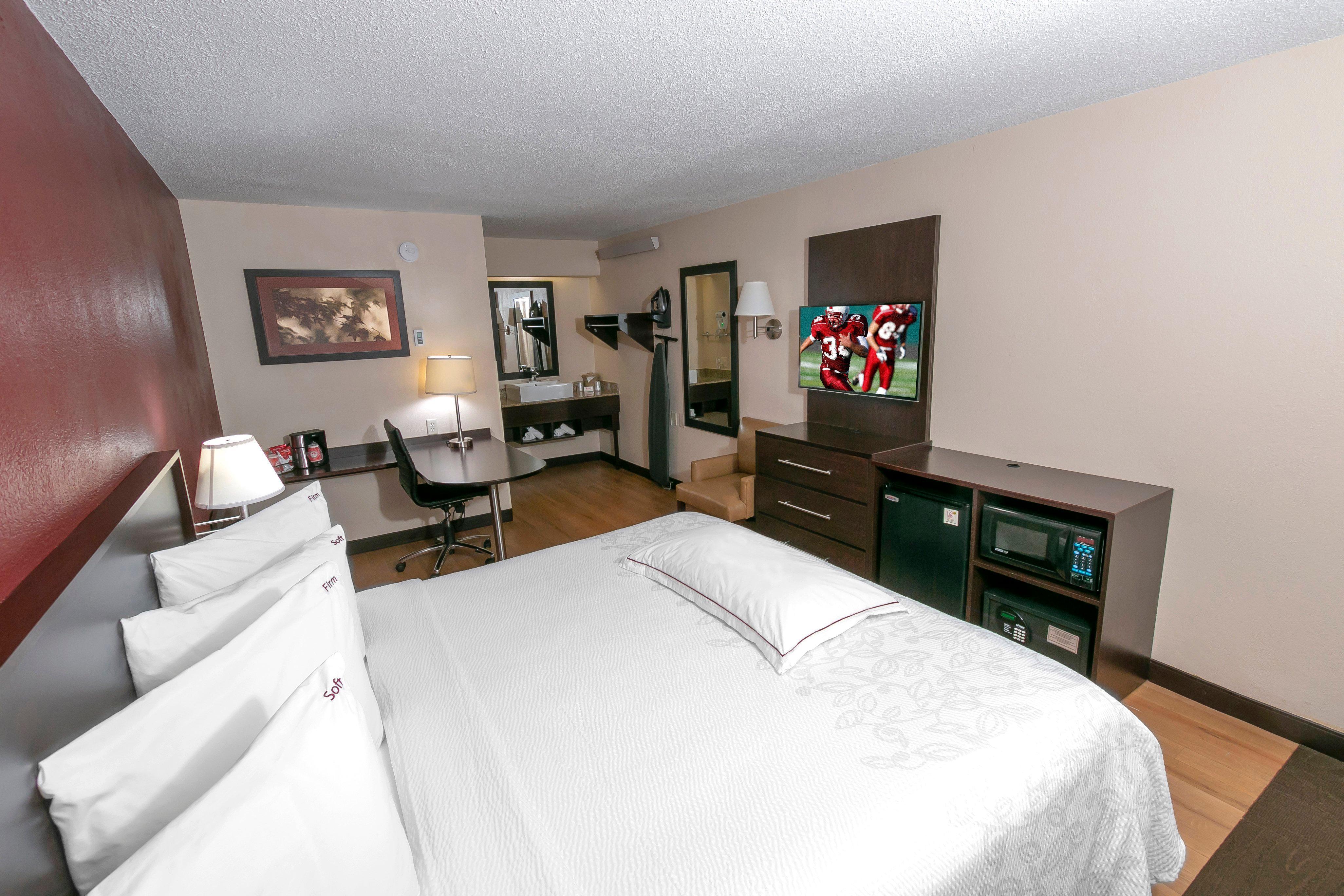 Red Roof Inn Plus+ Washington Dc - Александрия Экстерьер фото