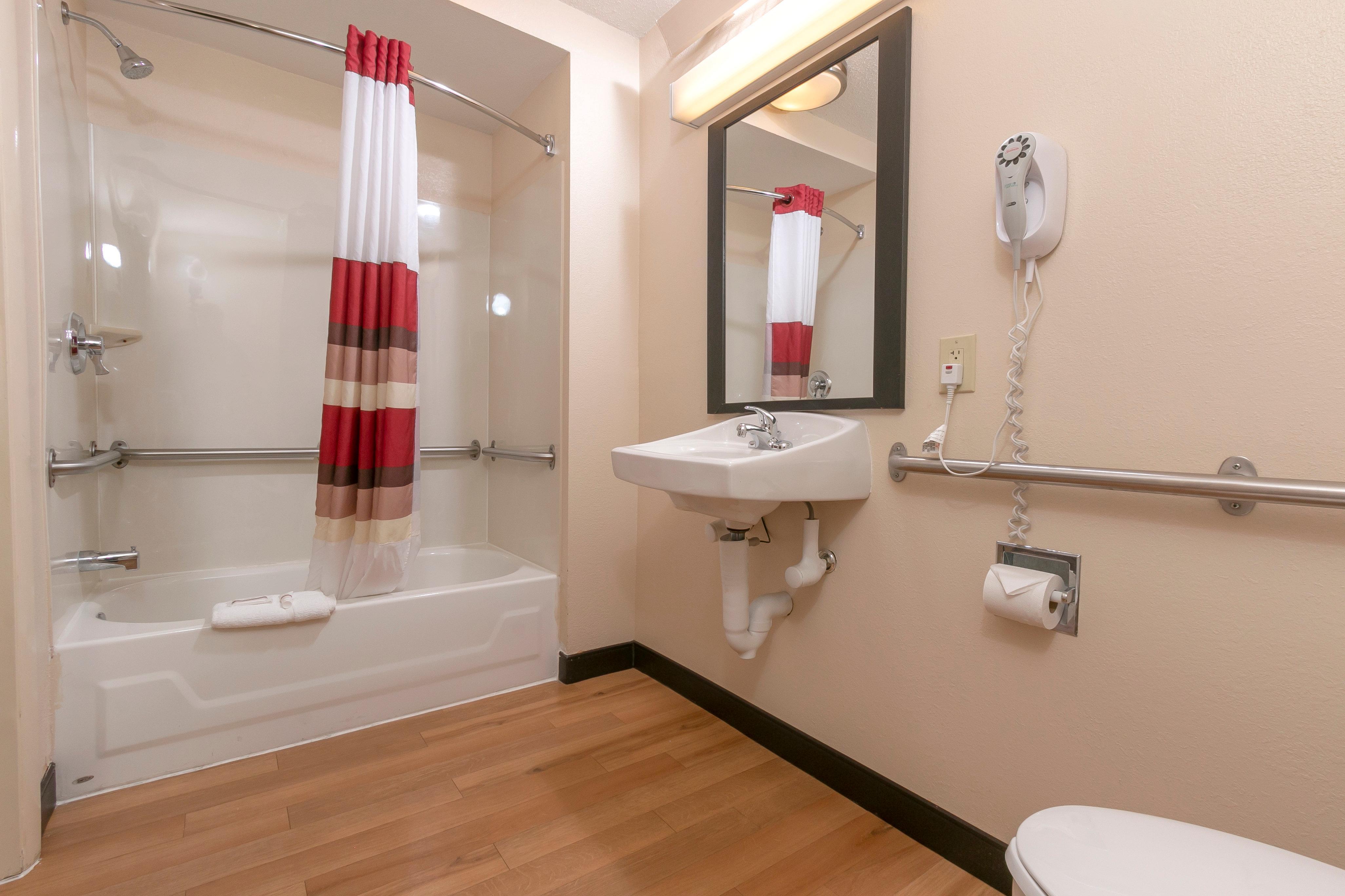 Red Roof Inn Plus+ Washington Dc - Александрия Экстерьер фото