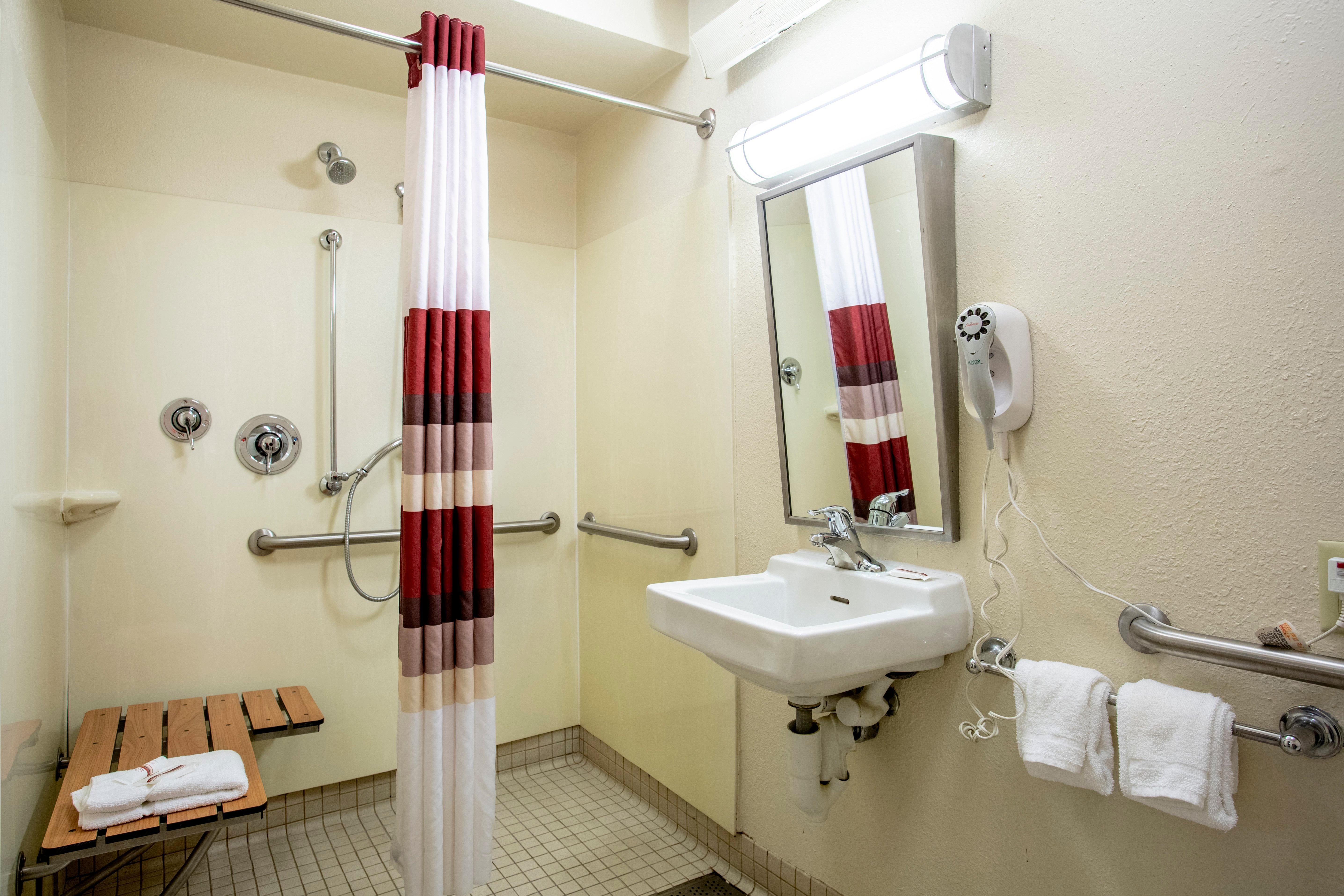 Red Roof Inn Plus+ Washington Dc - Александрия Экстерьер фото