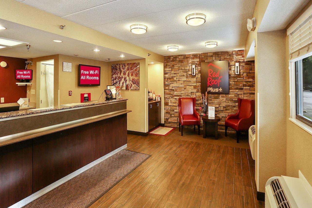 Red Roof Inn Plus+ Washington Dc - Александрия Экстерьер фото